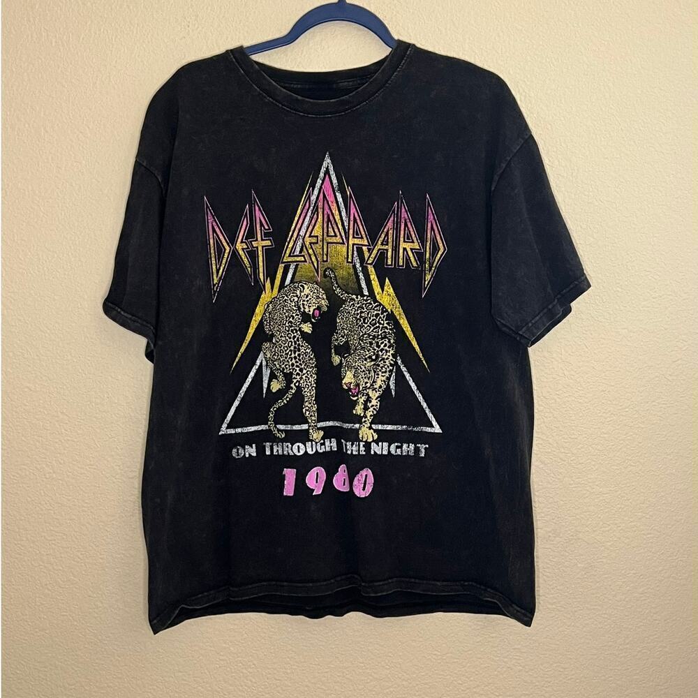 Def Leppard Women's Black Band Tee Sz XL